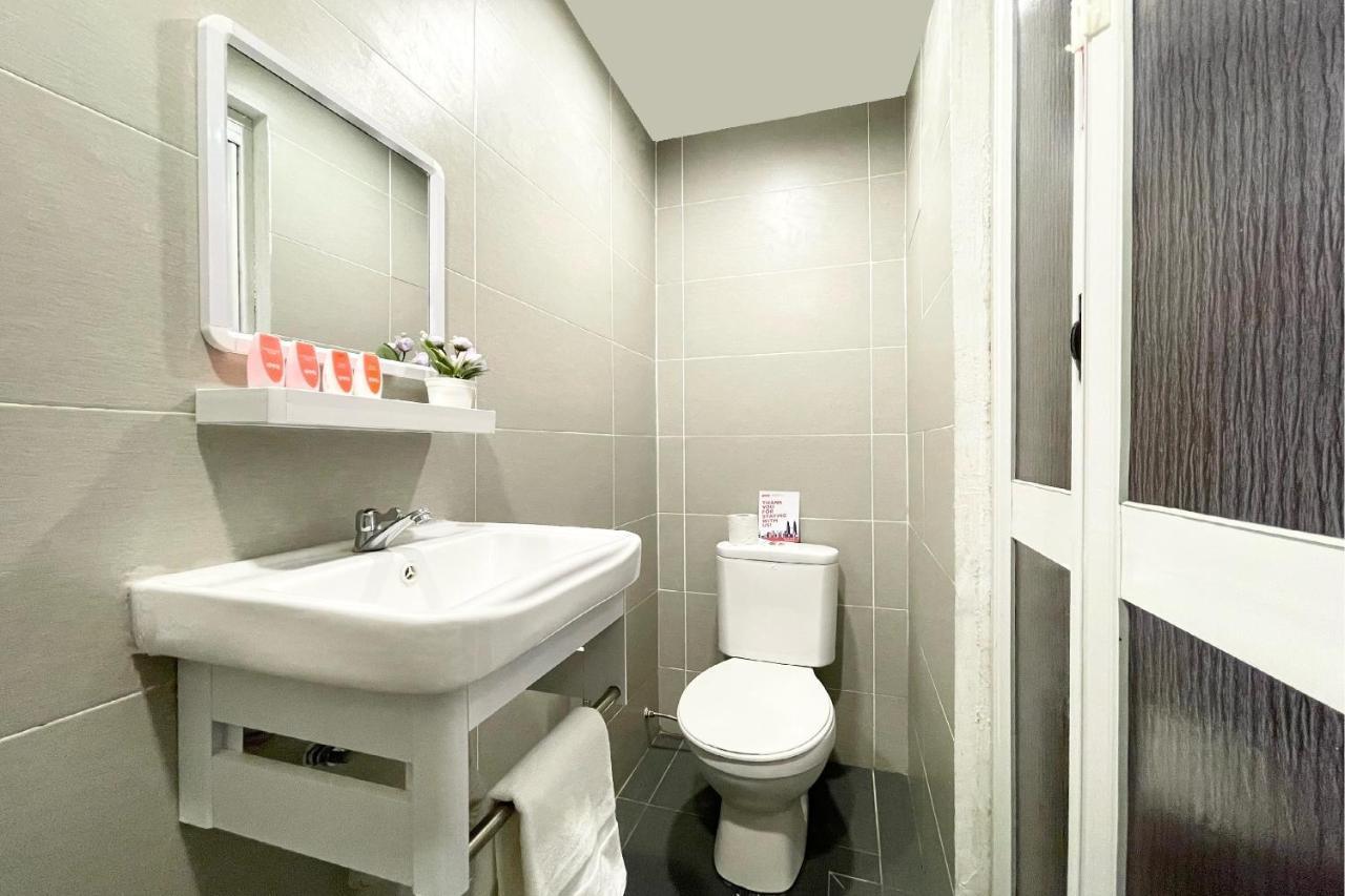 Oyo 90334 Mawlaya Hotel Bayan Lepas Eksteriør billede