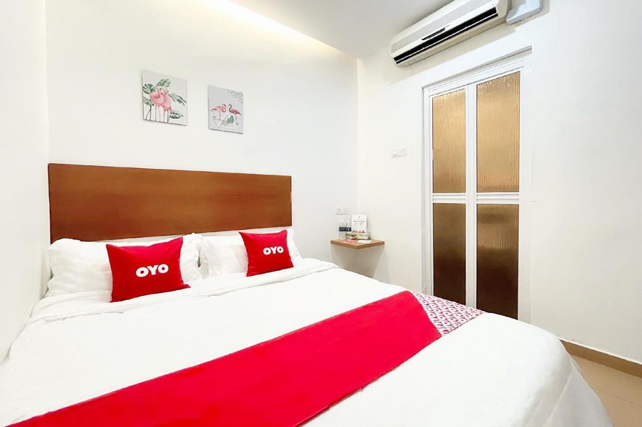 Oyo 90334 Mawlaya Hotel Bayan Lepas Eksteriør billede